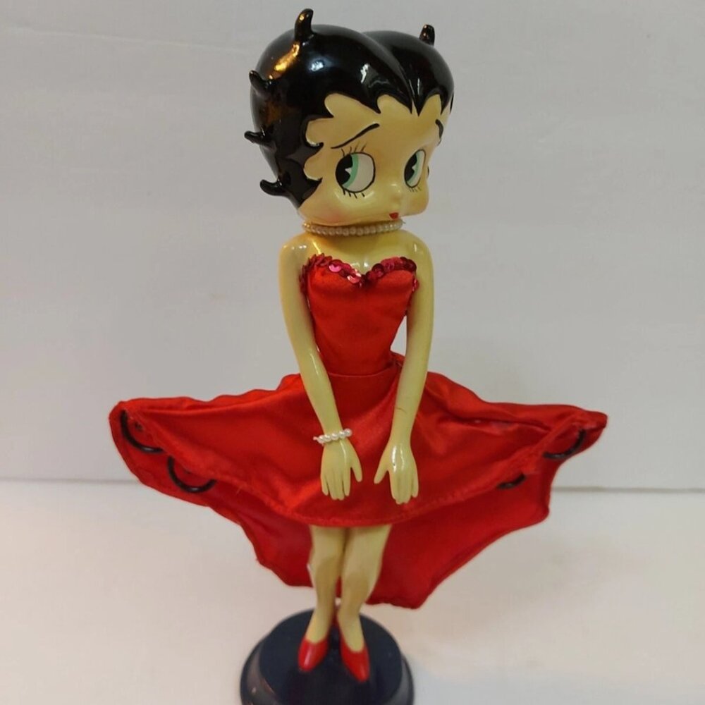 BNIB Betty Boop Figurine/Jelwery Holder ✨️
